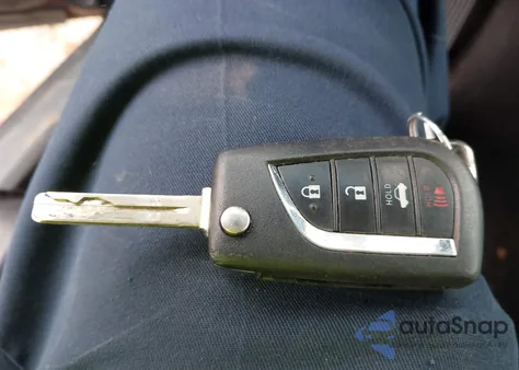 2018 Toyota Camry Le from USA, damaged, VIN 4T1B11HKXJU600659